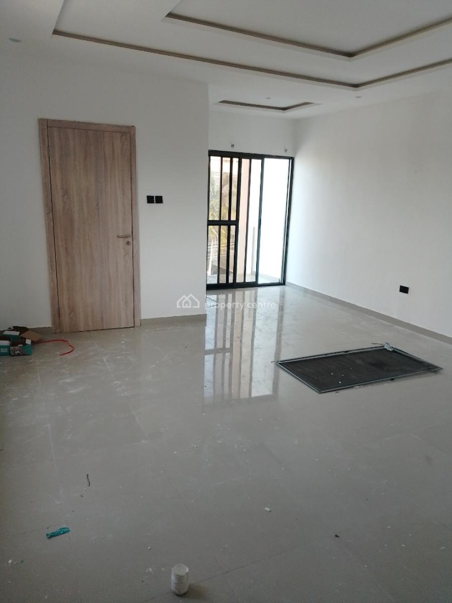 Standard Newly Renovated 4 Bedroom Terrace with a Room Bq, Lekki Right, Lekki Phase 1, Lekki, Lagos, House for Rent
