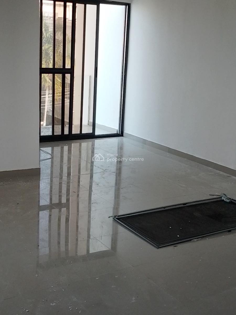 Standard Newly Renovated 4 Bedroom Terrace with a Room Bq, Lekki Right, Lekki Phase 1, Lekki, Lagos, House for Rent