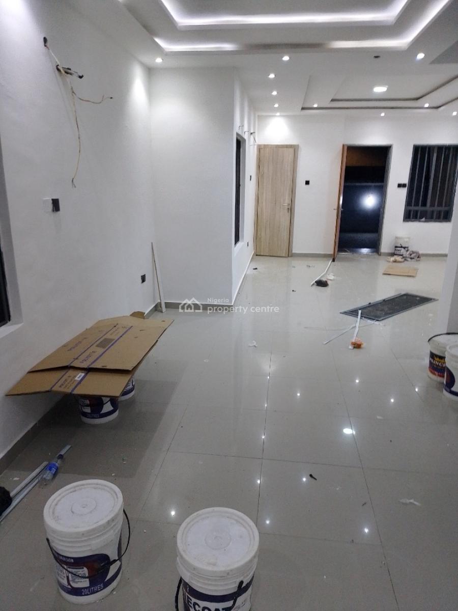 Standard Newly Renovated 4 Bedroom Terrace with a Room Bq, Lekki Right, Lekki Phase 1, Lekki, Lagos, House for Rent