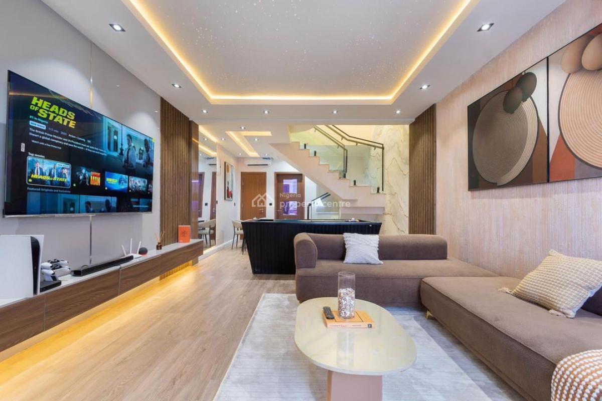 Luxury 2 Bedroom Apartment with a Private Cinema, Snooker Board, Swimm, Lekki Phase 1, Lekki, Lagos, Flat / Apartment Short Let