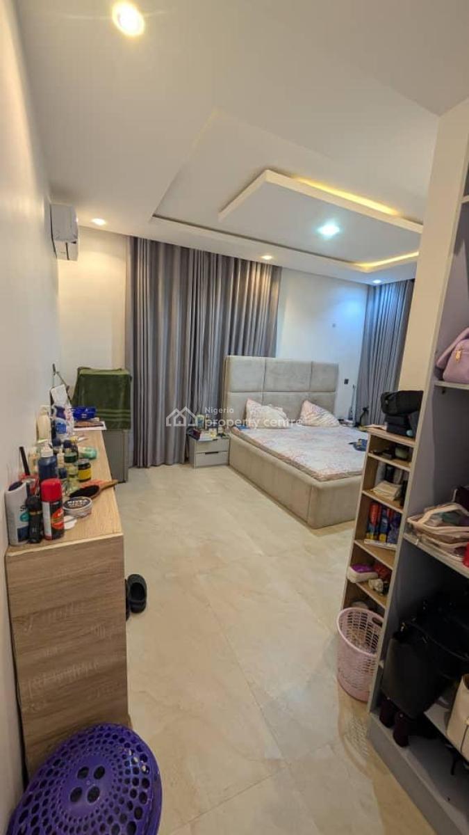 3 Bed Flat, Nike Art Gallery Road, Opposite Freedom Way., Ikate, Lekki, Lagos, Flat / Apartment for Sale