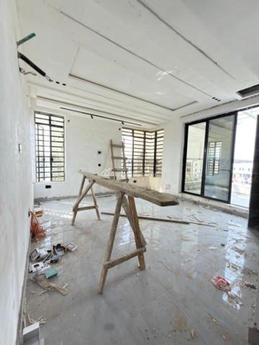 This 4 Bedroom  Duplex Located at Surulere, Lagos  Price: 450m, Surulere, Lagos, Detached Duplex for Sale