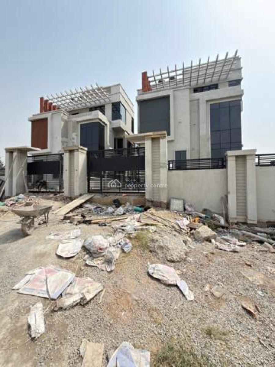 This 4 Bedroom  Duplex Located at Surulere, Lagos  Price: 450m, Surulere, Lagos, Detached Duplex for Sale