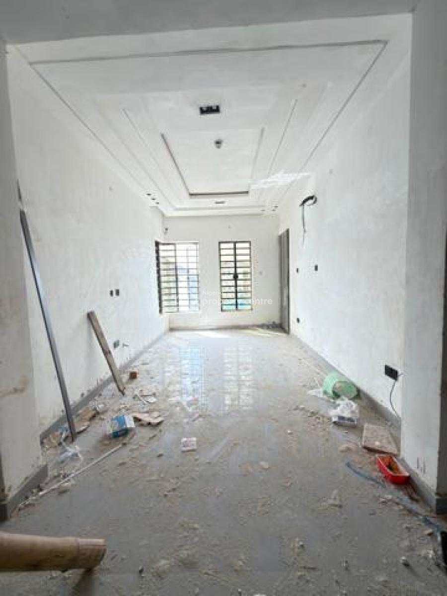 This 4 Bedroom  Duplex Located at Surulere, Lagos  Price: 450m, Surulere, Lagos, Detached Duplex for Sale