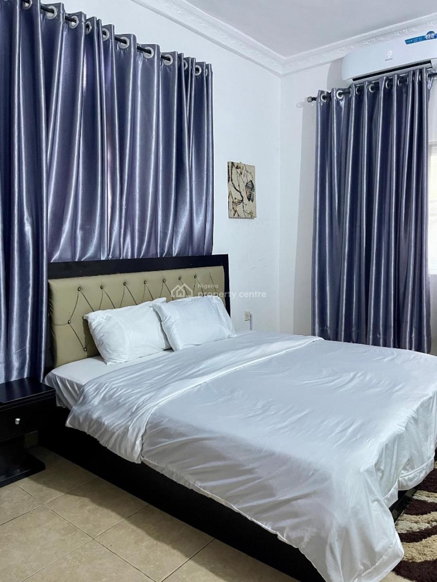 5 Mins to Int Airport 2 Bed Room, Lawrence Daniel, Isolo, Lagos, Flat / Apartment Short Let