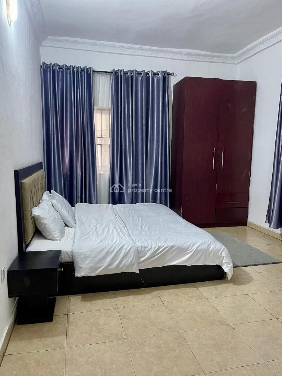 5 Mins to Int Airport 2 Bed Room, Lawrence Daniel, Isolo, Lagos, Flat / Apartment Short Let