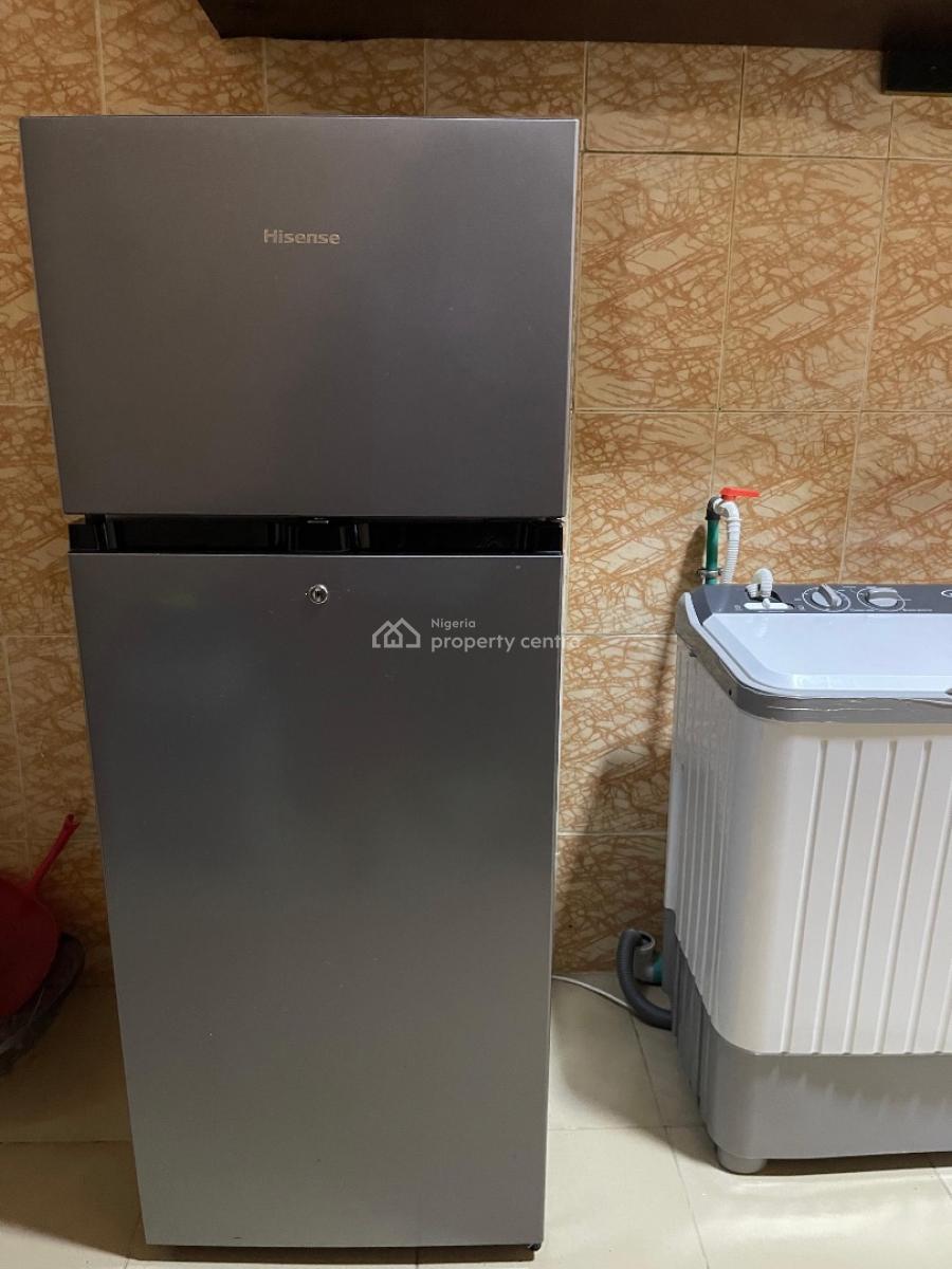 5 Mins to Int Airport 2 Bed Room, Lawrence Daniel, Isolo, Lagos, Flat / Apartment Short Let