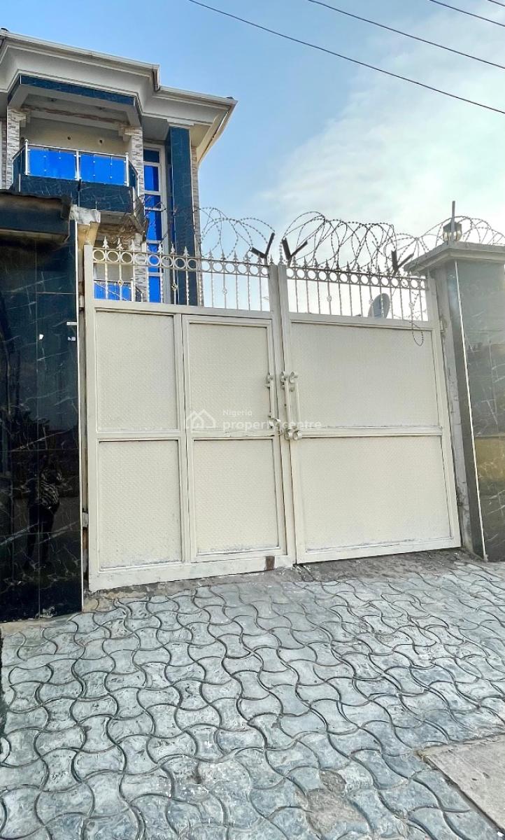 5 Mins to Int Airport 2 Bed Room, Lawrence Daniel, Isolo, Lagos, Flat / Apartment Short Let