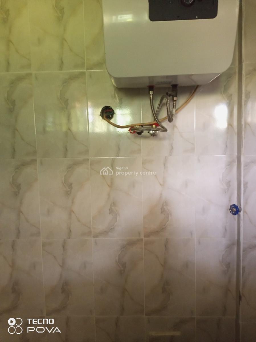 2 Bedroom Flat, Wuse Zone 3, Zone 3, Wuse, Abuja, Block of Flats for Sale