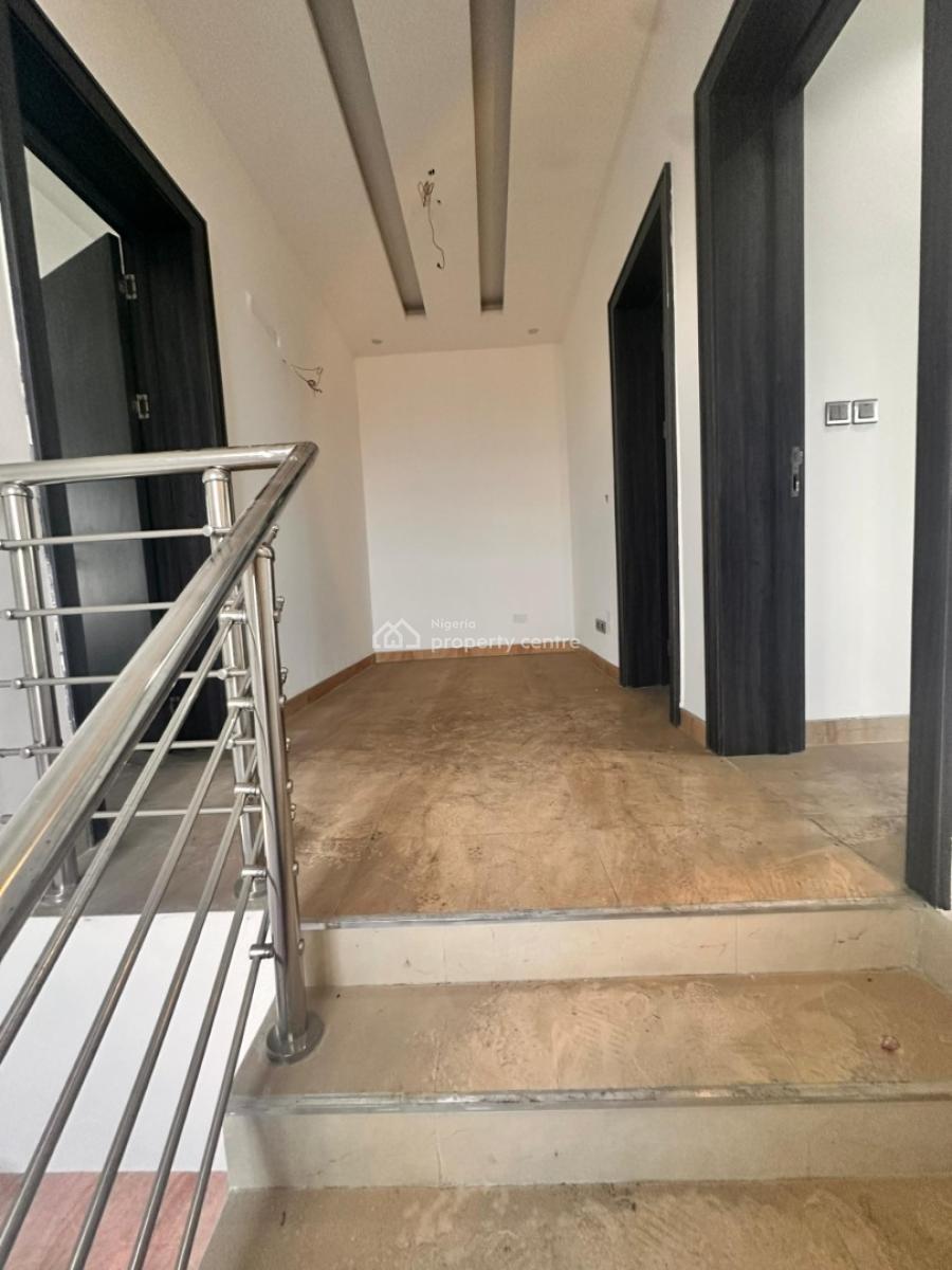 Fully Serviced 4bedroom Massionatte House with Pool,gym, Iponri, Surulere, Lagos, Terraced Duplex for Rent