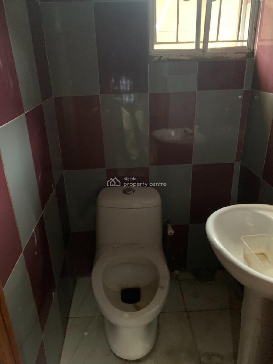 Tastefully Finished 3 Bedroom with Pop Finishing, Dinning, Abijo Gra, Ajah, Lagos, Flat / Apartment for Rent