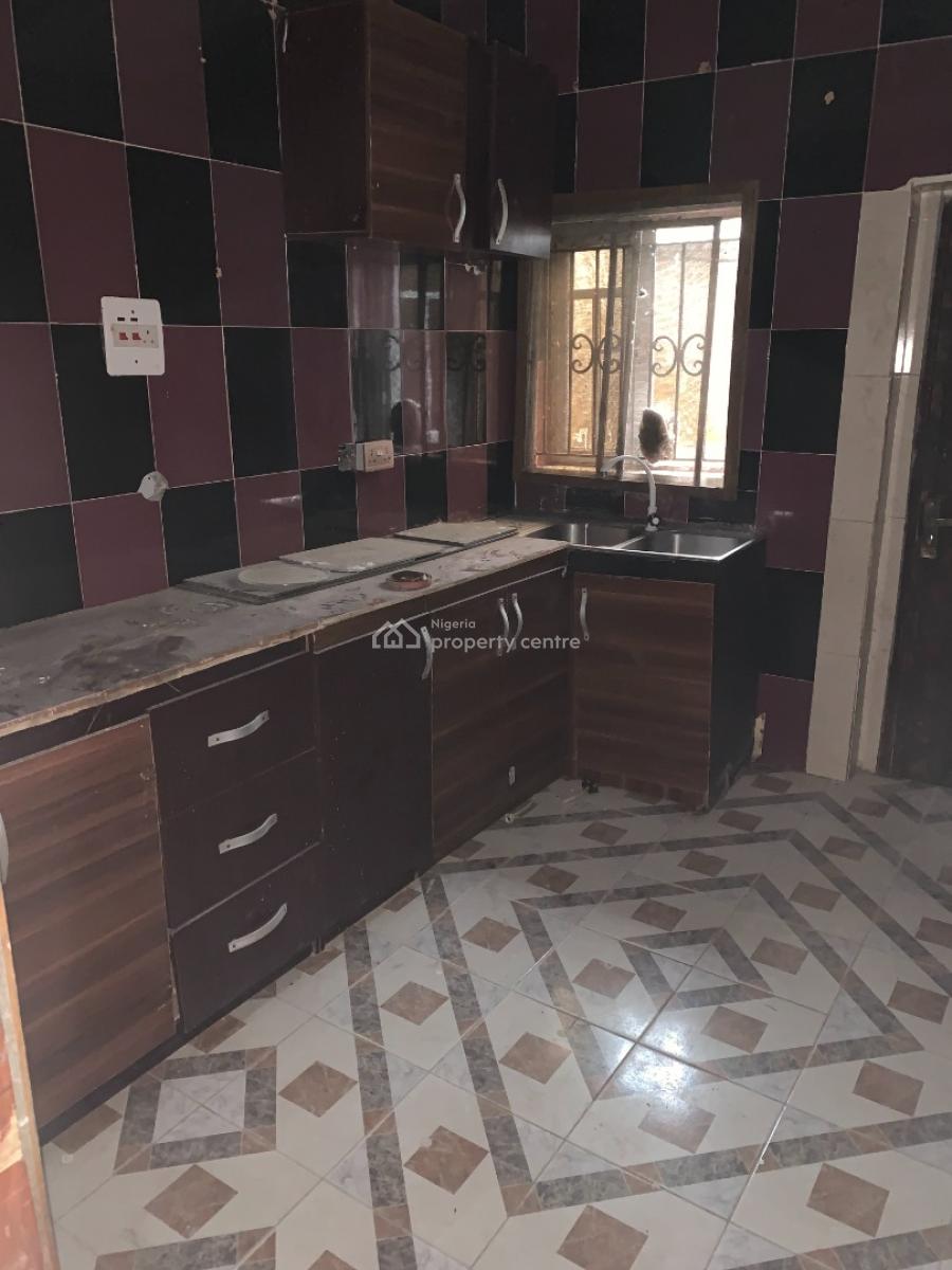 Tastefully Finished 3 Bedroom with Pop Finishing, Dinning, Abijo Gra, Ajah, Lagos, Flat / Apartment for Rent