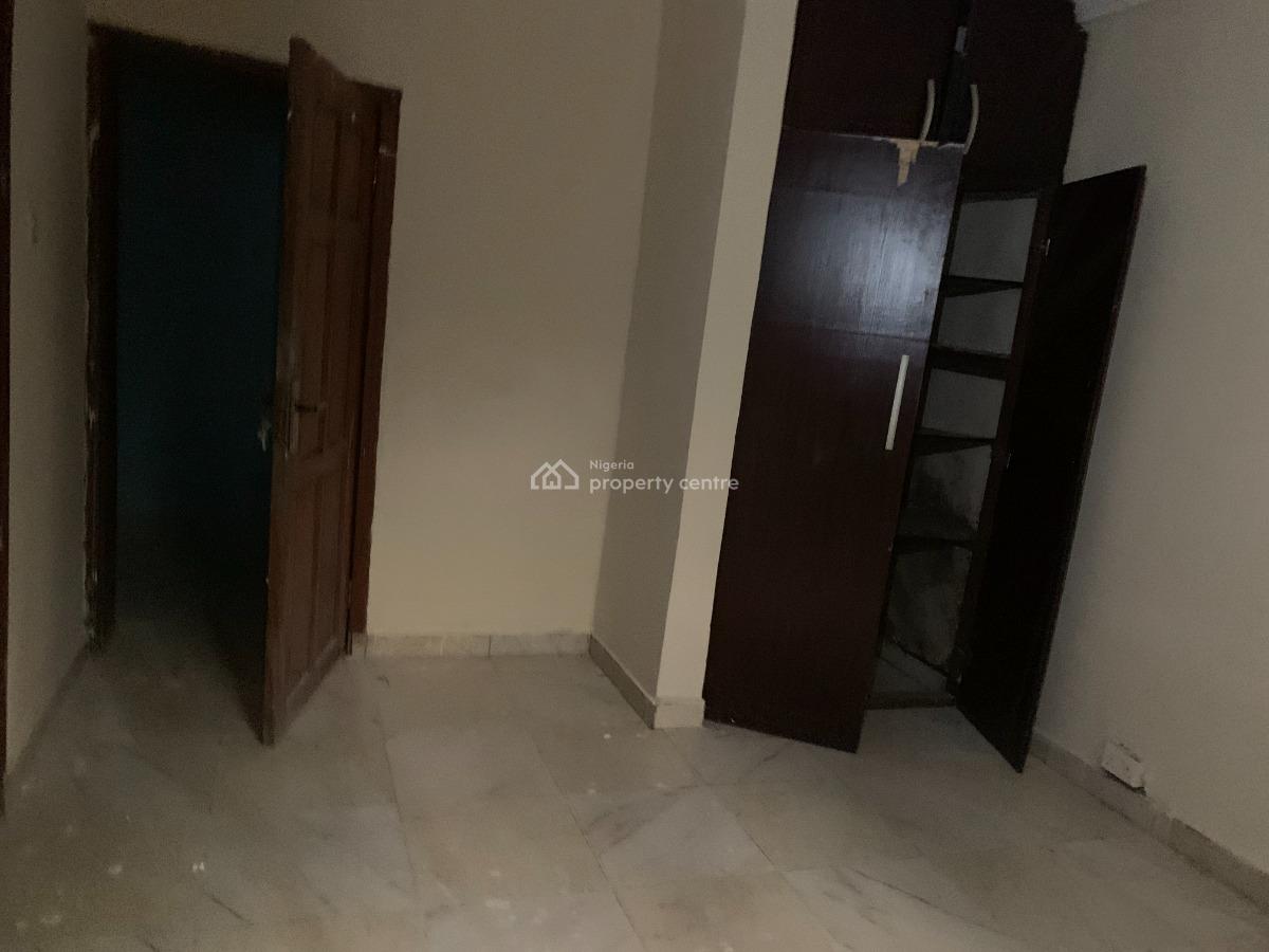 Tastefully Finished 3 Bedroom with Pop Finishing, Dinning, Abijo Gra, Ajah, Lagos, Flat / Apartment for Rent