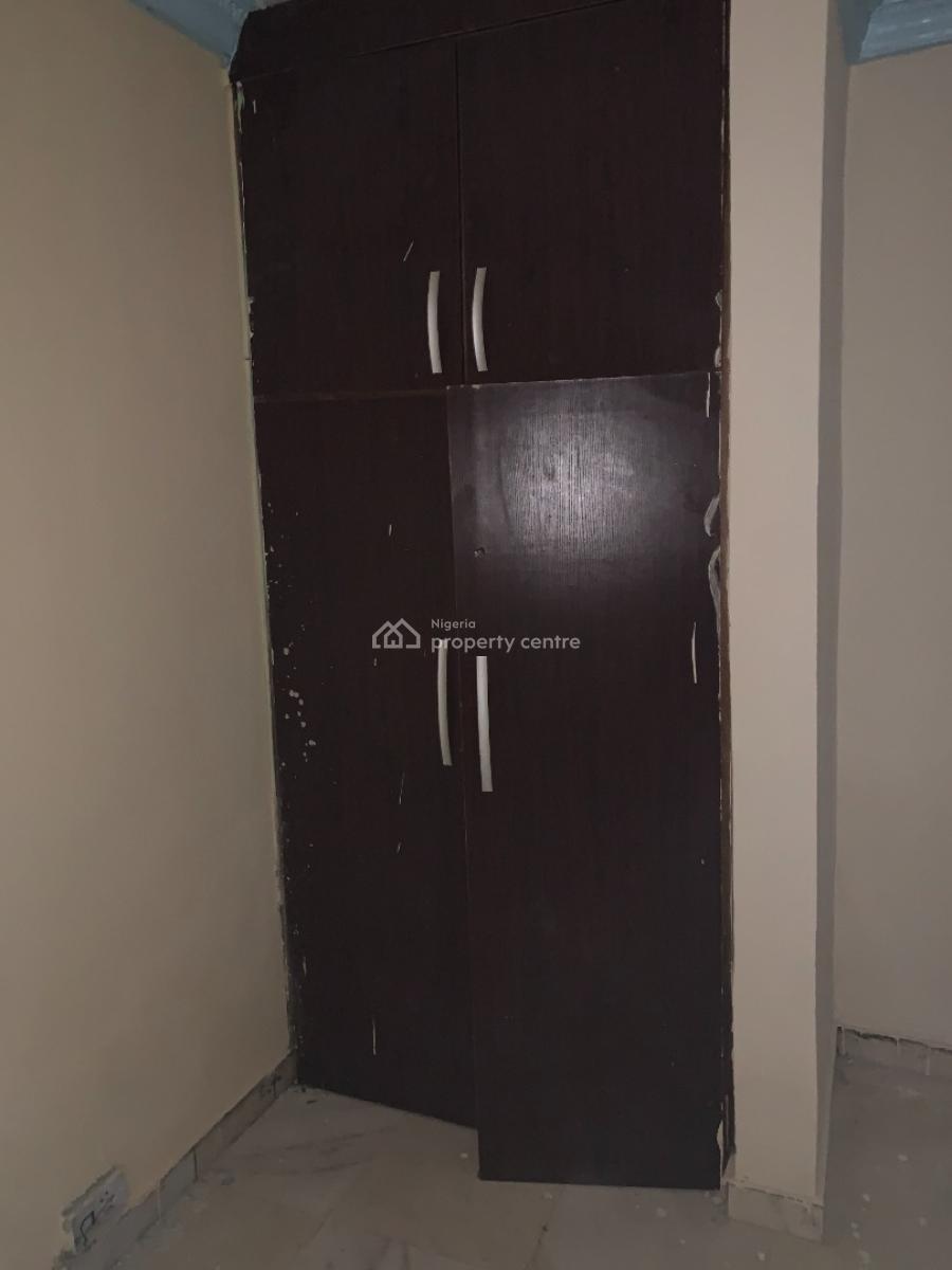 Tastefully Finished 3 Bedroom with Pop Finishing, Dinning, Abijo Gra, Ajah, Lagos, Flat / Apartment for Rent
