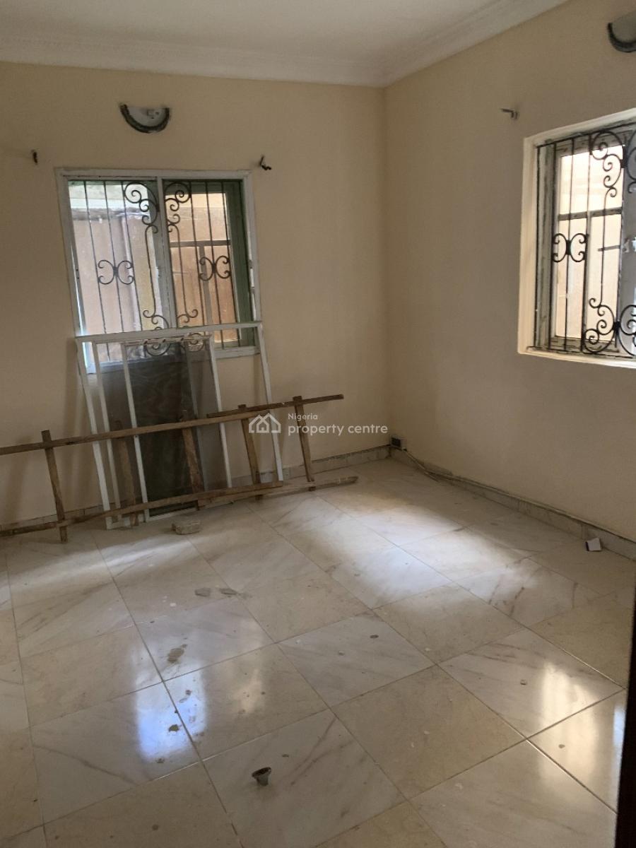 Tastefully Finished 3 Bedroom with Pop Finishing, Dinning, Abijo Gra, Ajah, Lagos, Flat / Apartment for Rent