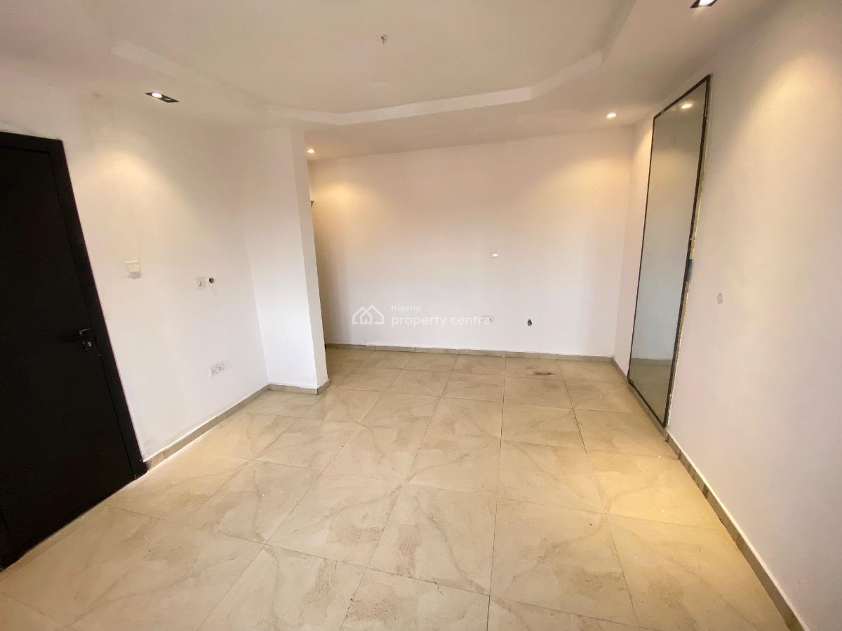 2bedroom Apartment, Off Admiralty Way, Lekki Phase 1, Lekki, Lagos, Flat / Apartment for Rent