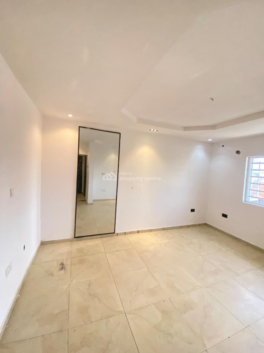 2bedroom Apartment, Off Admiralty Way, Lekki Phase 1, Lekki, Lagos, Flat / Apartment for Rent
