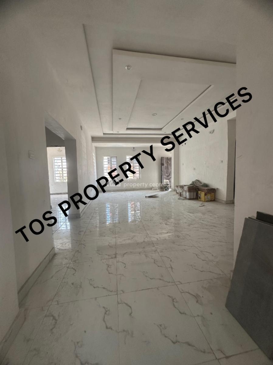 New & Massively Spacious 2 Bedroom Flat, Off Herbert Macaulay Way, Yaba, Lagos, Flat / Apartment for Rent