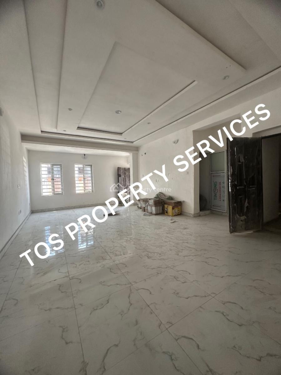 New & Massively Spacious 2 Bedroom Flat, Off Herbert Macaulay Way, Yaba, Lagos, Flat / Apartment for Rent