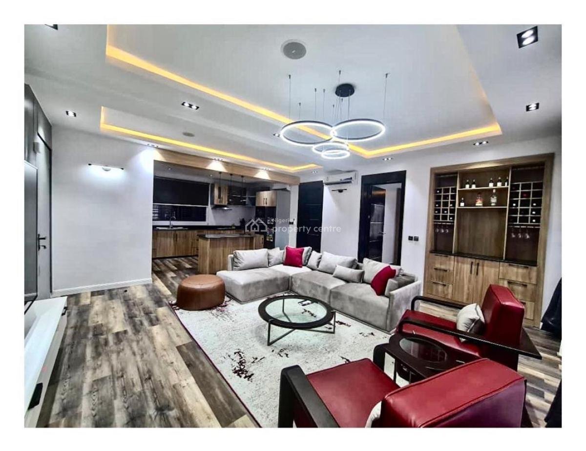 Luxury 2 Bedroom Apartment + Swimming Pool, Gym Etc, Off Admiralty Way, Lekki Phase 1, Lekki, Lagos, Flat / Apartment for Rent