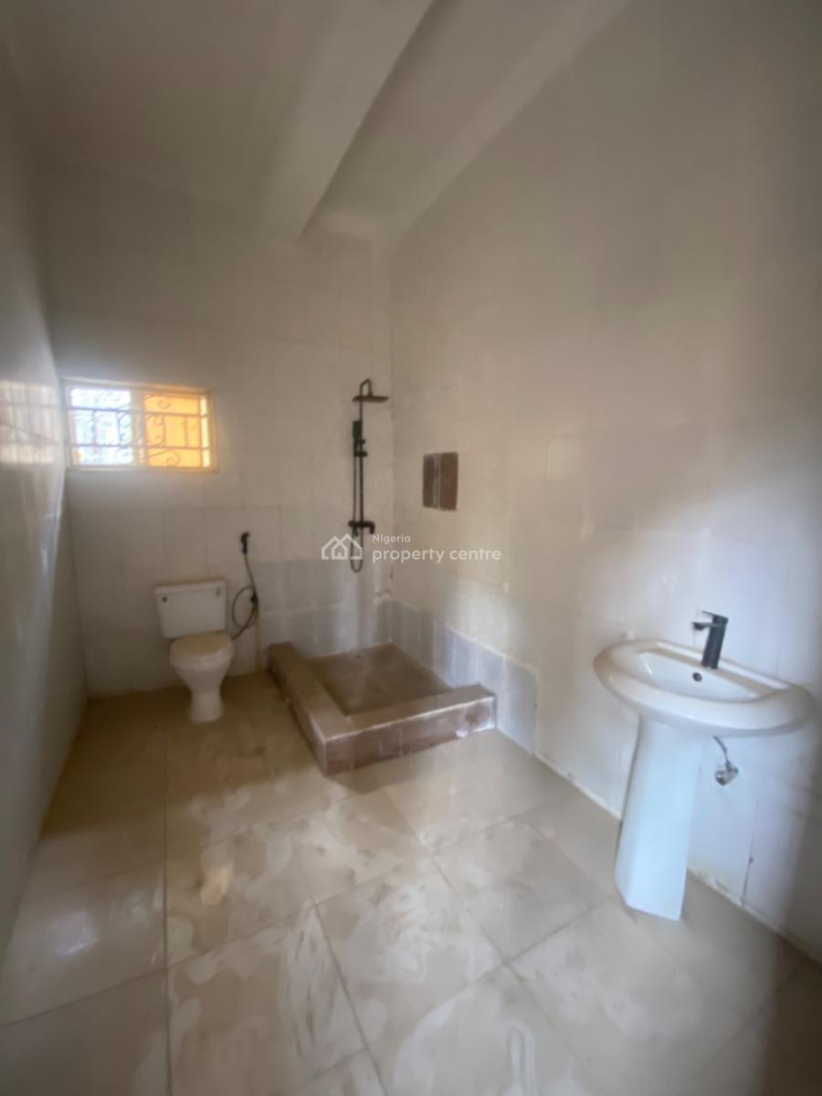 Massive 3 Bedroom Flat in a Serene and Secured Compound, Jabi, Abuja, Flat / Apartment for Rent