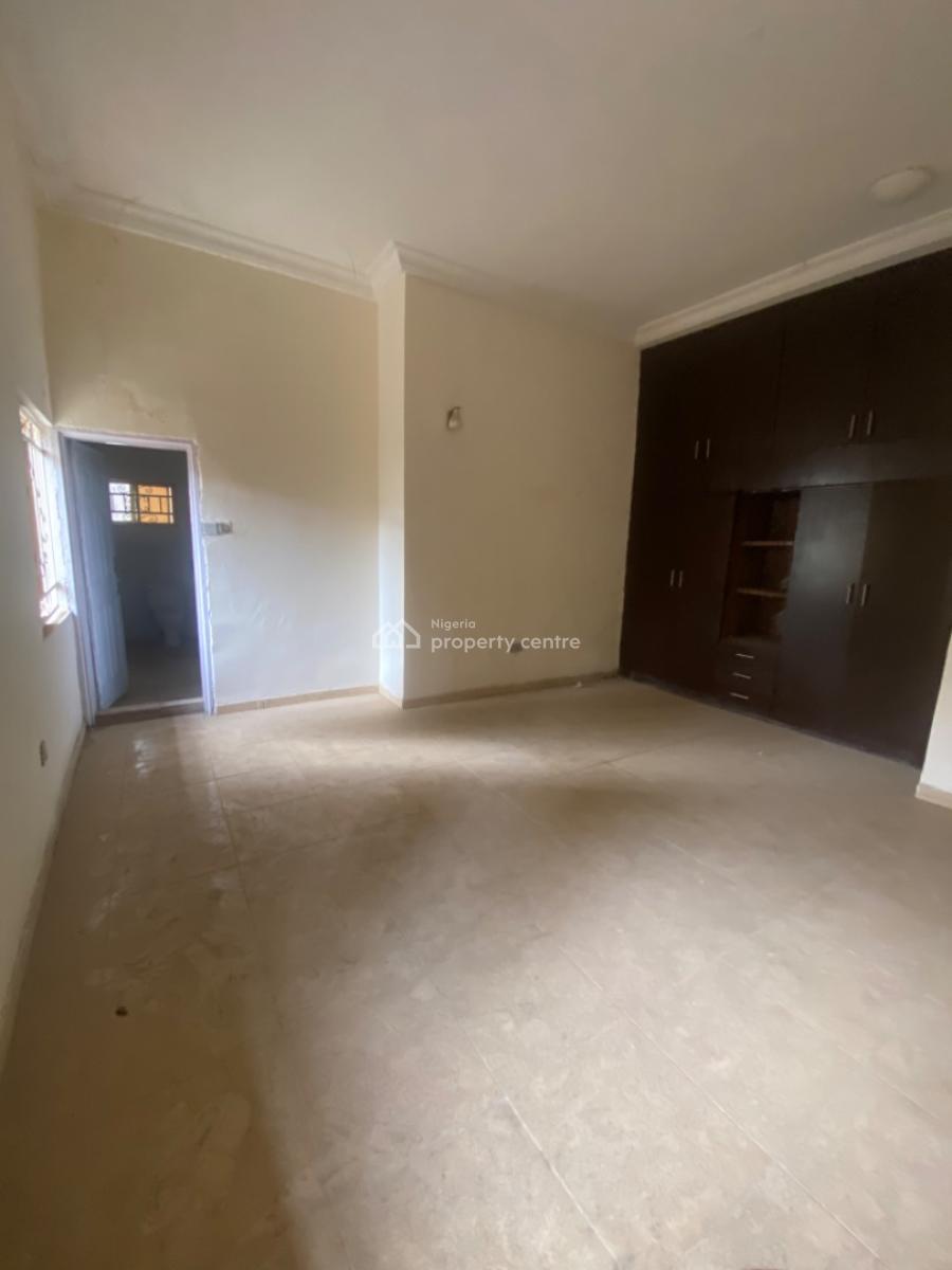 Massive 3 Bedroom Flat in a Serene and Secured Compound, Jabi, Abuja, Flat / Apartment for Rent