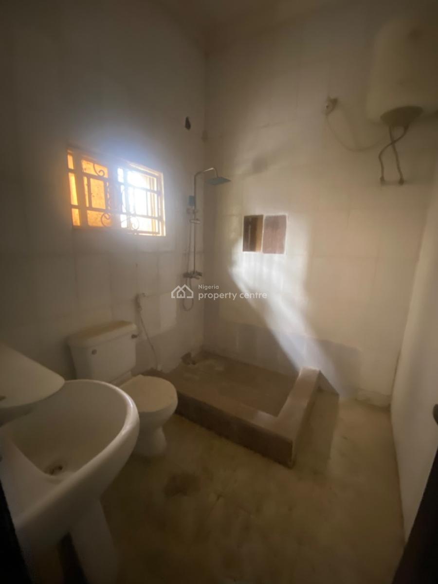 Massive 3 Bedroom Flat in a Serene and Secured Compound, Jabi, Abuja, Flat / Apartment for Rent