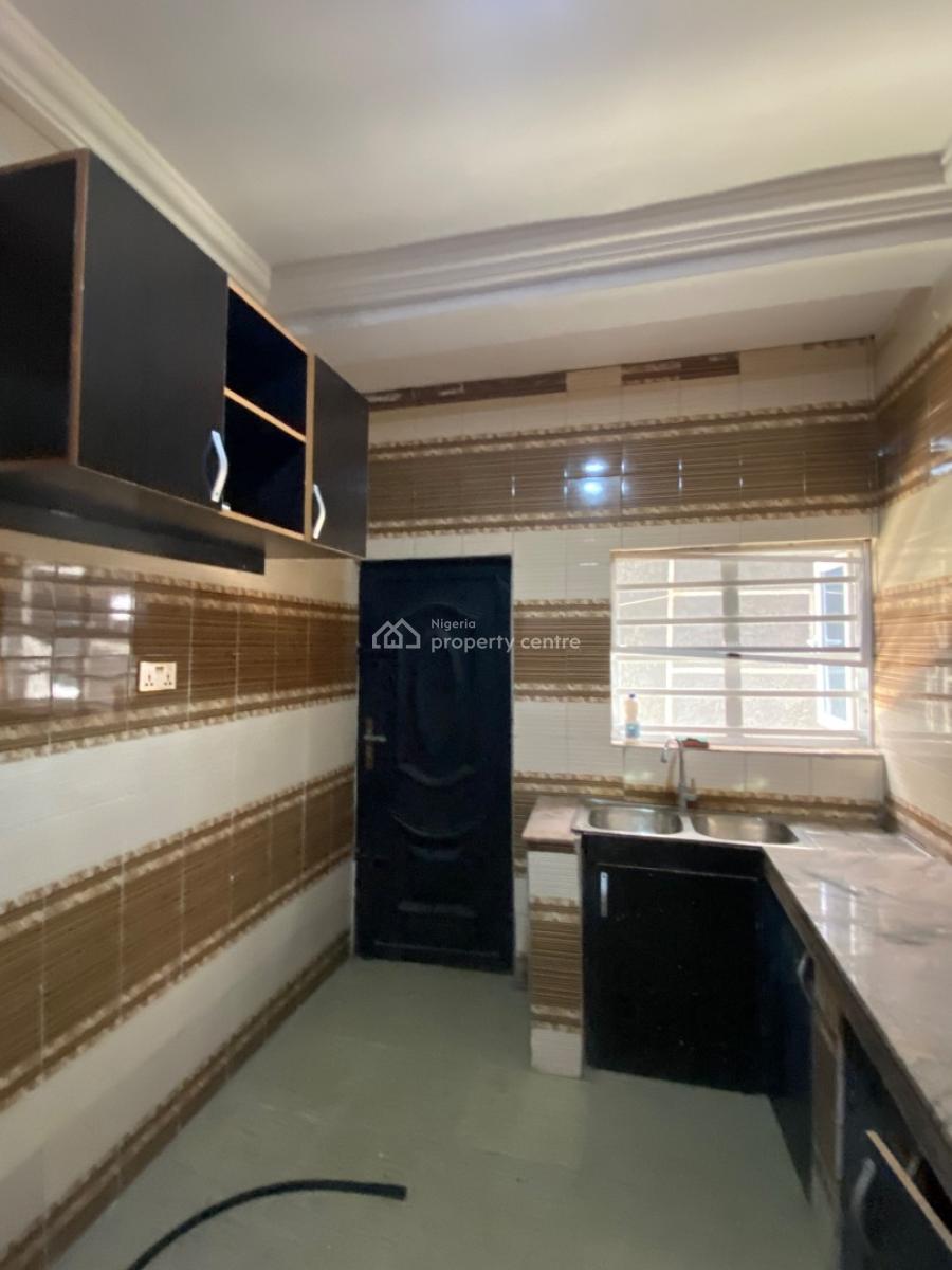 Lovely 2 Bedroom Flat Located at Orchid /conservation., Orchid Road / Lekki Conservation ., Lekki, Lagos, Mini Flat (room and Parlour) for Rent