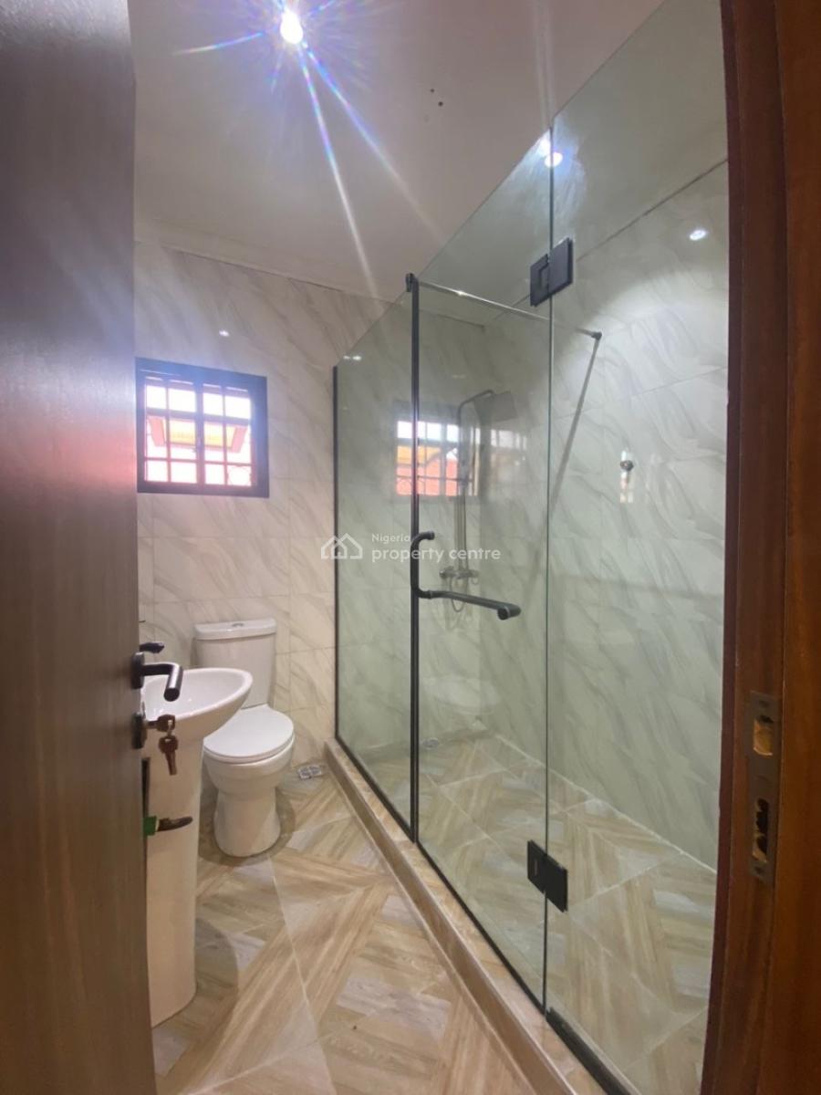 Beautiful 5 Bedrooms Semi Detached Duplex with Bq, Chevron Lekki -gated Estate, Lekki Phase 2, Lekki, Lagos, Semi-detached Duplex for Rent