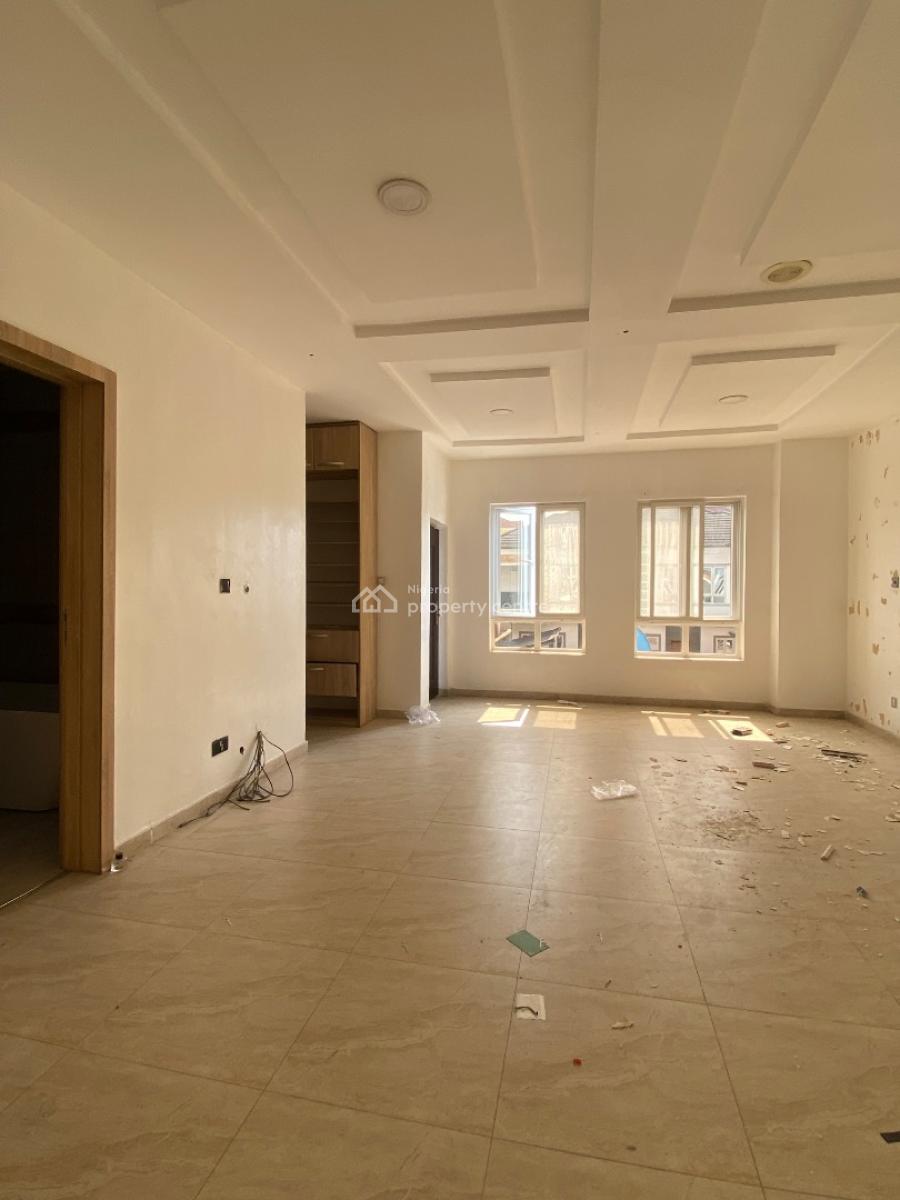 Luxury 4 Bedroom Terraced Duplex with Pool& Gym, Chevron , Comes 24hrs Power Supply, Lekki, Lagos, Terraced Duplex for Rent