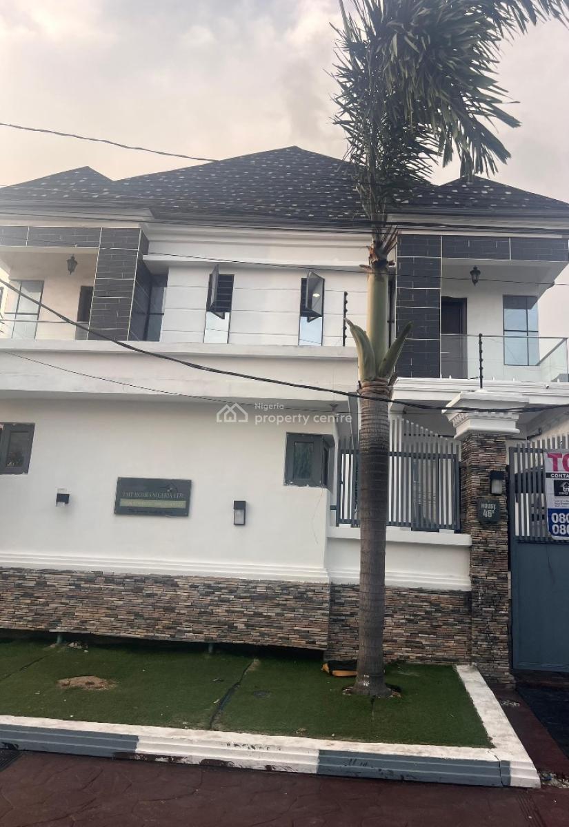a Well Maintained 4 Bedrooms Semi Detached Duplex with Bq, Chevron Lekki -gated Estate, Lekki Phase 2, Lekki, Lagos, Semi-detached Duplex for Rent