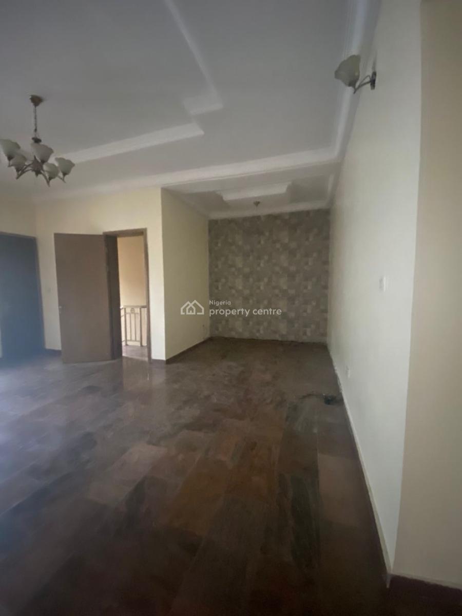 Renovated 3 Bedrooms Flats with Bq, Chevron, Lekki Phase 2, Lekki, Lagos, Flat / Apartment for Rent