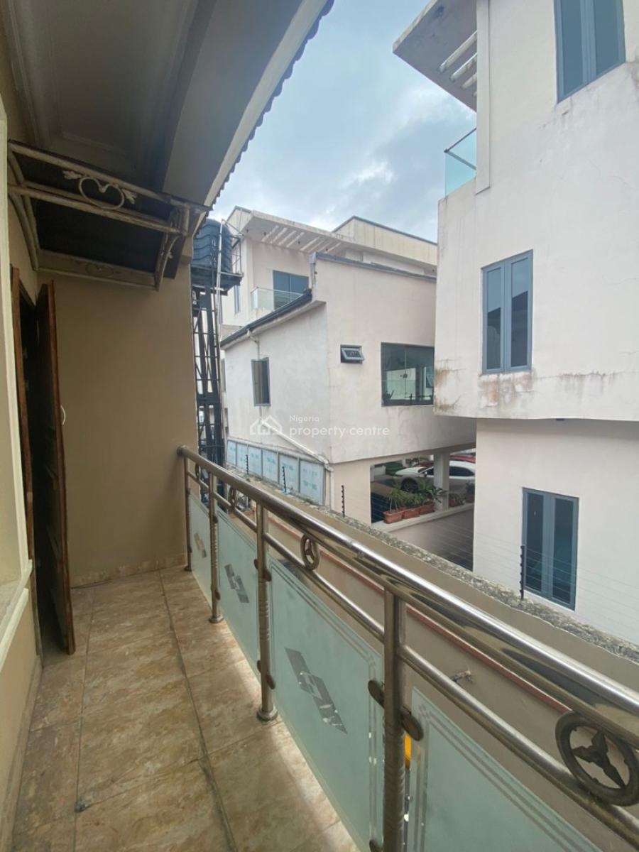 Renovated 3 Bedrooms Flats with Bq, Chevron, Lekki Phase 2, Lekki, Lagos, Flat / Apartment for Rent