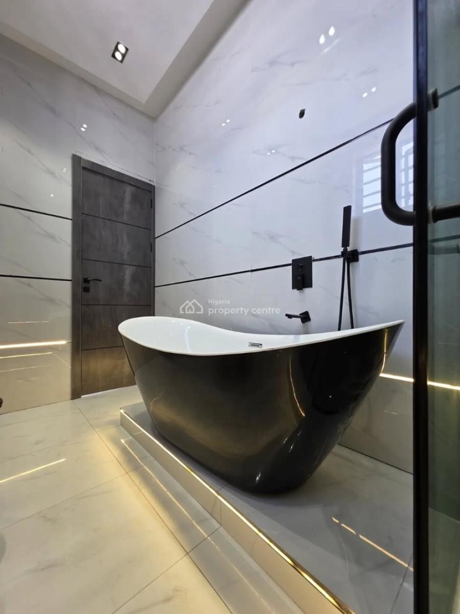 5bedroom Detached Triplex with Bq, Swimming Pool, Cinema, Gazebo, Ajah, Lagos, Detached Duplex for Sale