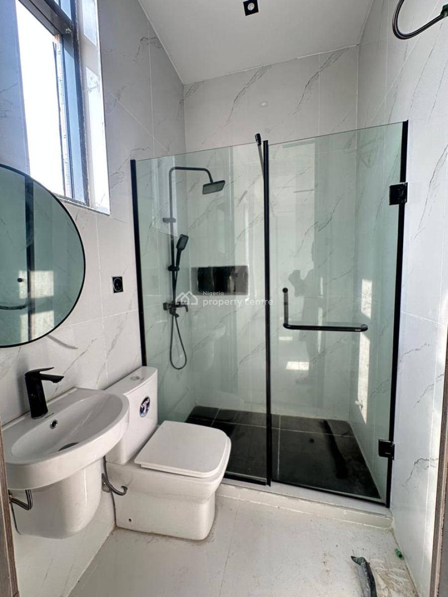 Exquisite Luxury Spacious 5 Bedroom Semi-detached Duplex with Bq, Chev, Massive Spacious 5 Bedroom with Family Lounge , Chevron Lekki, Lekki, Lagos, Semi-detached Duplex for Sale