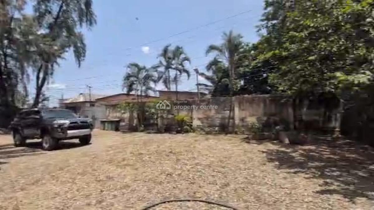 4 Bedrooms Bungalow with 2 Rooms Bq on 1800sqm @ Ikeja Gra. Office Or, Ikeja Gra Lagos, Ikeja, Lagos, House for Rent