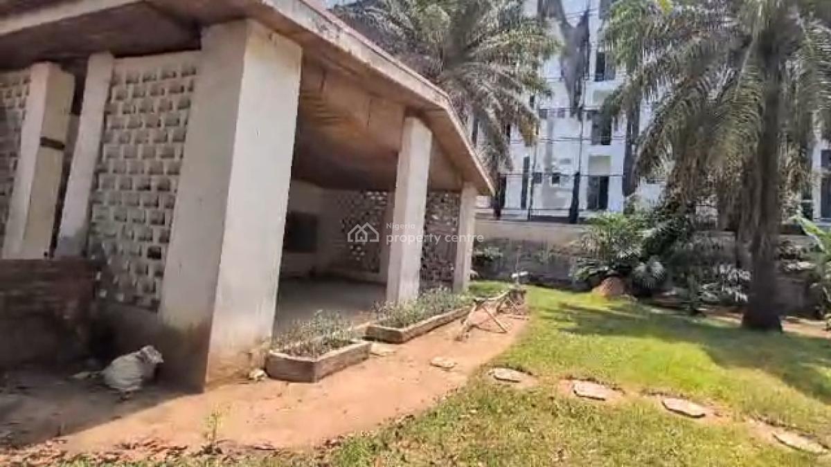 4 Bedrooms Bungalow with 2 Rooms Bq on 1800sqm @ Ikeja Gra. Office Or, Ikeja Gra Lagos, Ikeja, Lagos, House for Rent