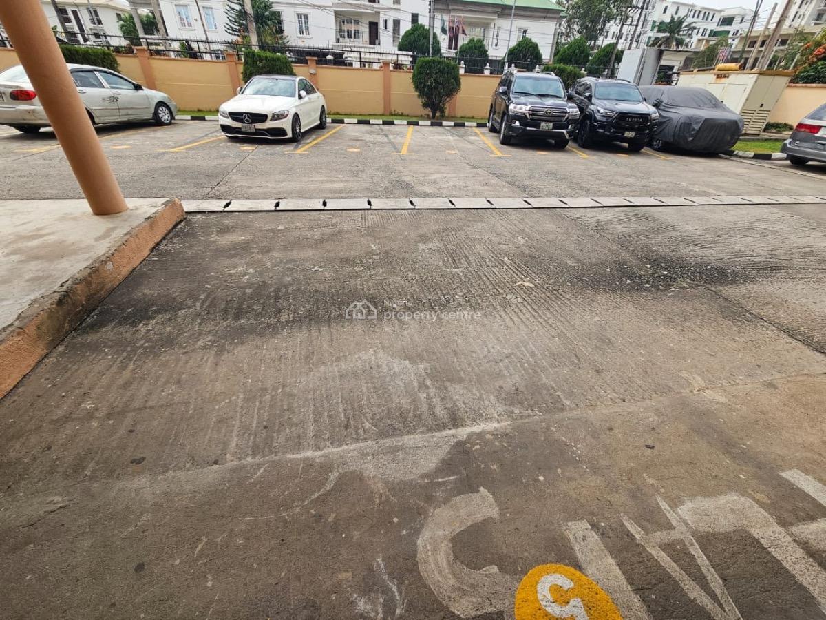 Well Maintained 3 Bedroom Fully Serviced Apartment with Bq, Old Ikoyi, Ikoyi, Lagos, Block of Flats for Sale