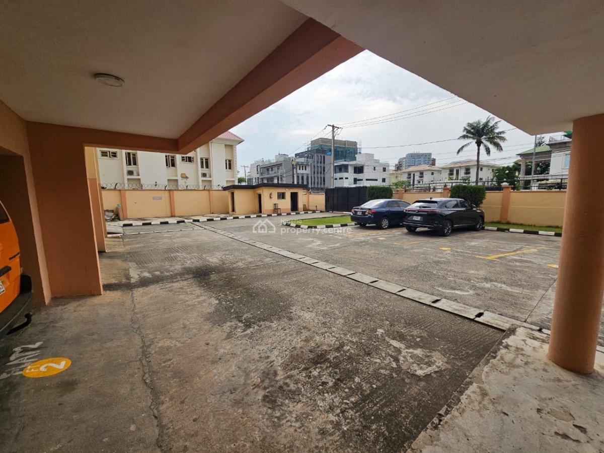 Well Maintained 3 Bedroom Fully Serviced Apartment with Bq, Old Ikoyi, Ikoyi, Lagos, Block of Flats for Sale