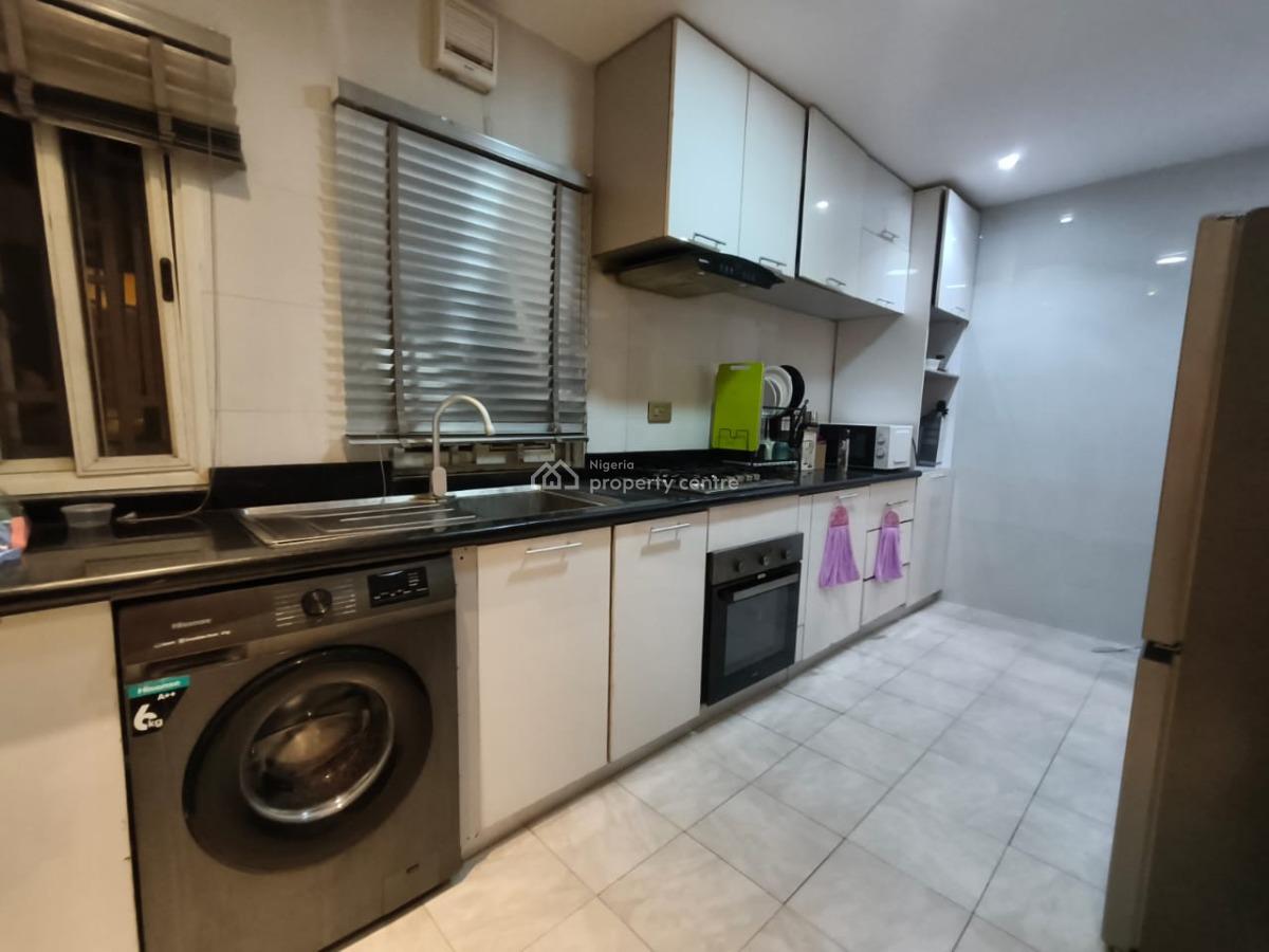 Exquisite 2 Bedroom Apartment, Lekki Phase 1, Lekki Phase 1, Lekki, Lagos, Flat / Apartment Short Let