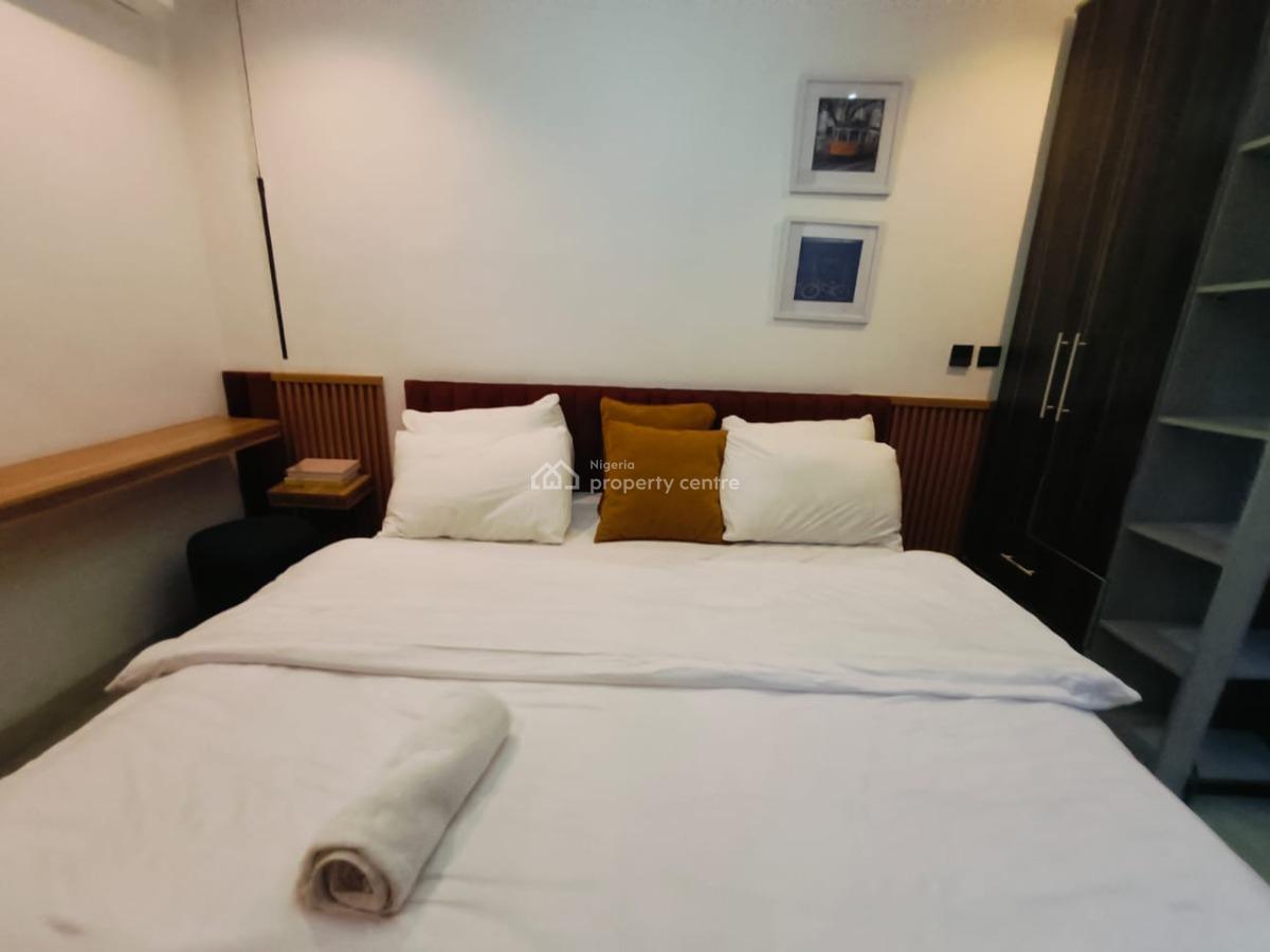 Exquisite 2 Bedroom Apartment, Lekki Phase 1, Lekki Phase 1, Lekki, Lagos, Flat / Apartment Short Let