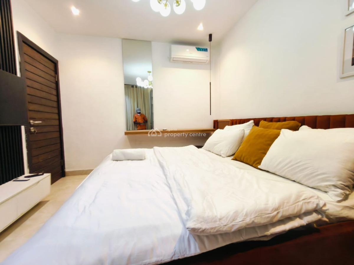 Exquisite 2 Bedroom Apartment, Lekki Phase 1, Lekki Phase 1, Lekki, Lagos, Flat / Apartment Short Let