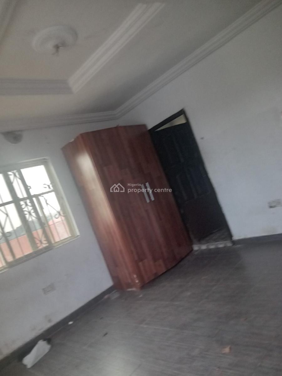 Spacious Fine 2bedroom Flat Upstairs, Platinum Estate Badore Ajah Lagos, Badore, Ajah, Lagos, Flat / Apartment for Rent