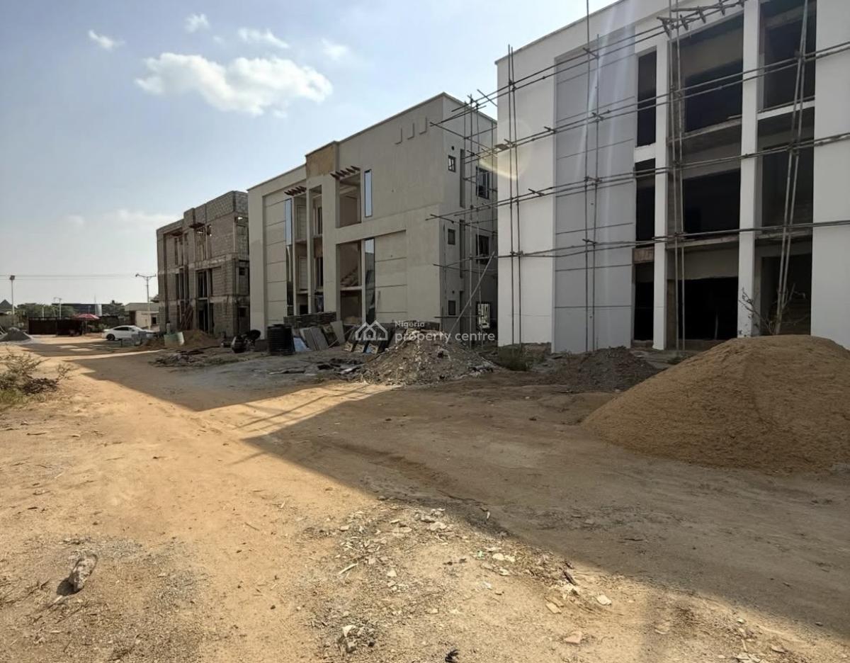 Luxury Standard 3 Bedrooms Flat, Dawaki, Gwarinpa, Abuja, Flat / Apartment for Sale