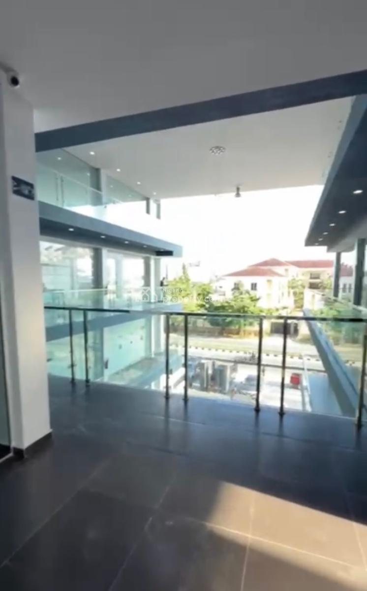 Spacious Space, Lekki Phase 1, Lekki, Lagos, Shop for Rent