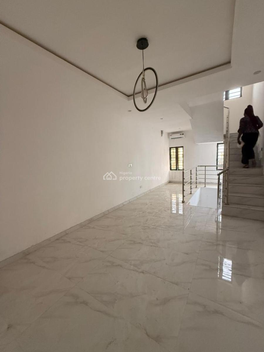 Luxury 2bedroom, Lekki Phase 1, Lekki, Lagos, Terraced Duplex for Rent