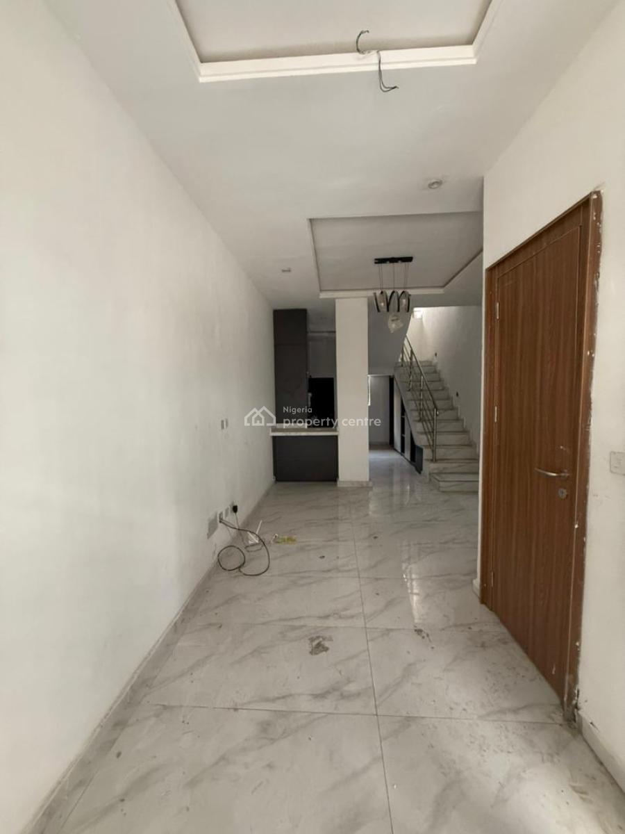 Luxury 2bedroom, Lekki Phase 1, Lekki, Lagos, Terraced Duplex for Rent