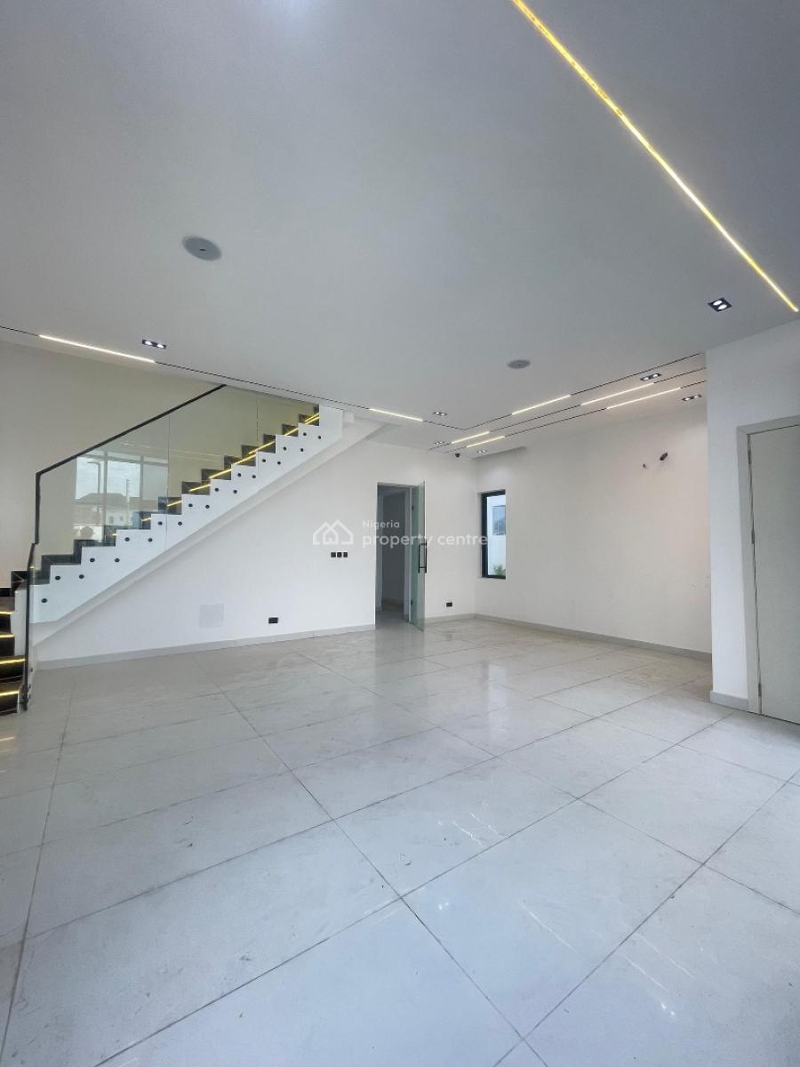 Iconic 5 Bedroom Detached Home, Orchid Road, Lekki, Lagos, Detached Duplex for Sale