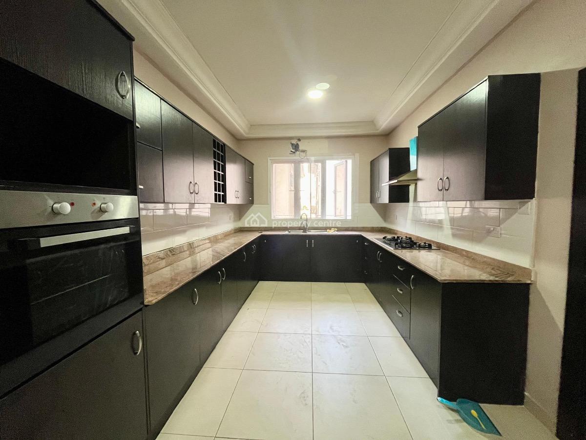 Exquisite 3 Bedroom Apartment, Chevron Drive, Lekki, Lagos, Flat / Apartment for Rent