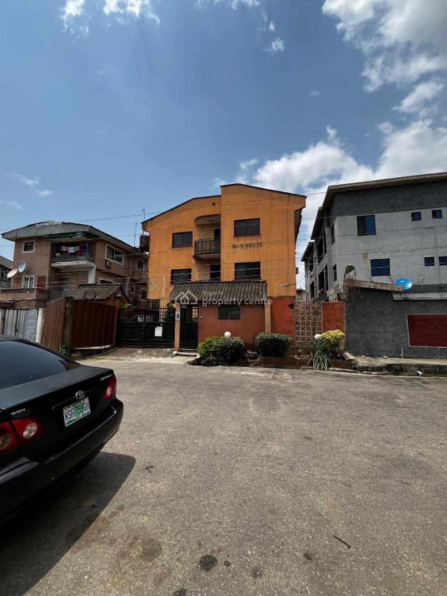 6 Units of 2 Bedroom Apartment Converted to a Clinic, Surulere, Ogunlana, Surulere, Lagos, Block of Flats for Sale